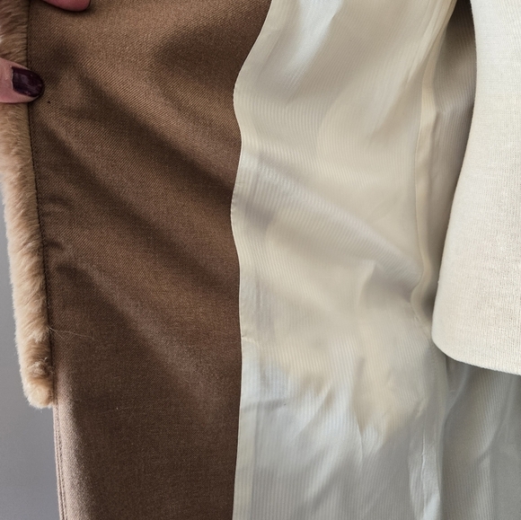 TREASURE & BOND × SOMETHING NAVY coveted Tan Faux Fur Women's Coat. Small - Picture 8 of 14